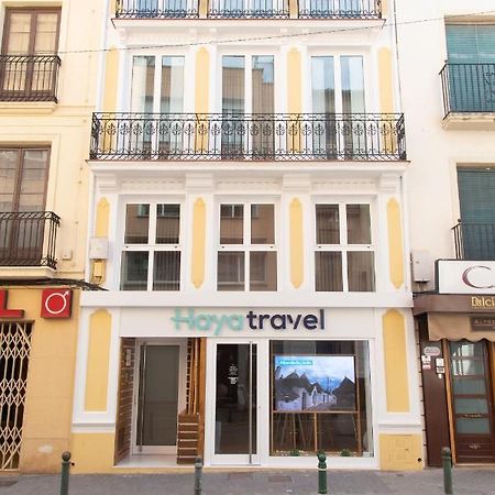 Rajabai Apartment Almansa Bagian luar foto