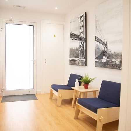 Rajabai Apartment Almansa Bagian luar foto
